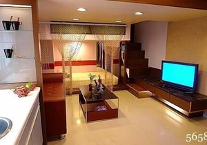 European Style Duplex near Kaohsiung Railway Station