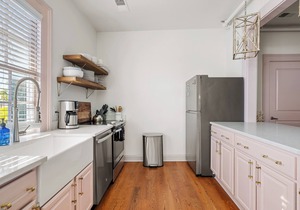 Great for Large Groups | The Waltz in Charleston