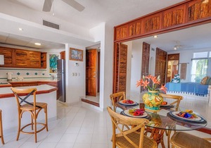 Ground-Floor Beachfront Condo with Pool & Daily Service