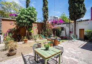 La Paz & Love Hostel | Private Room l Pet Friendly