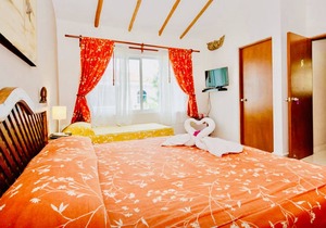 Playacar -Executive Comfort Room With Swimming Pool Air Conditioning and Parking