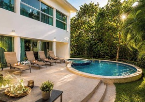 Playacar Private Pool Villa | Walk to Beach & 5th
