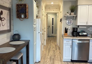 Second Floor Ocean View- Steps from the Beach! 1 Bedroom villa in a gated Resort in Hilton Head Island