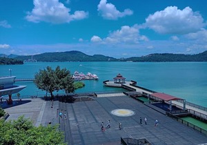Shuian Lakeside Hotel