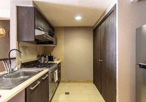 Traditional Apartment Vive Grand by Kukun