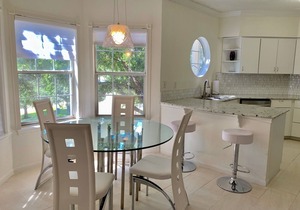 VILLA 2109 - Spacious & Remodeled 1 Bedroom - 1 1/2 Bath (2 King Beds) in Lago Vista