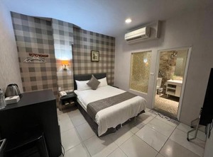 Boston Hotel | West District