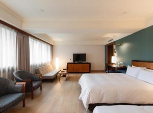 Hotel | West District