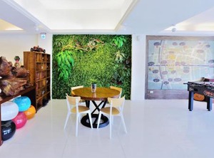 Huang Shin Business | Xitun District