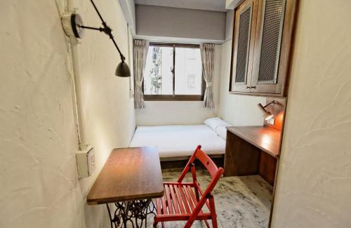 Zhongzheng Hostel | 拉開門輕旅 Le Passage Hostel