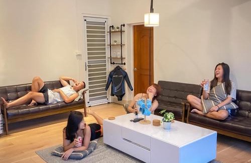 Xiaoliuqiu House | 藍貝島潛水背包旅宿一館 Lambay Island Dive Hostel I