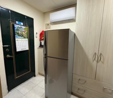Daan Hostel | 近捷運麟光站的女子上下舖床位