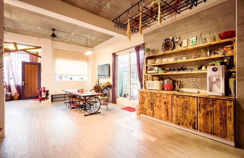 Anping Hotel | 100 m² Motel ∙ 4 bedrooms ∙ 16 guests