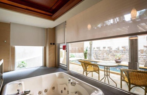 Wenshan Hotel | 168 m² Motel ∙ 7 guests
