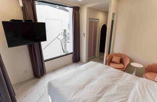 Zuoying District House | 18 m² House ∙ 2 guests