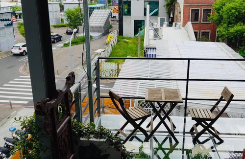 West Central District Hotel | 25 m² Motel ∙ 127 guests
