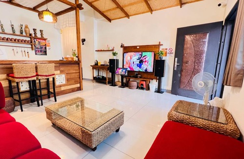 Shanjiao House | 255 m² House ∙ 5 bedrooms ∙ 18 guests