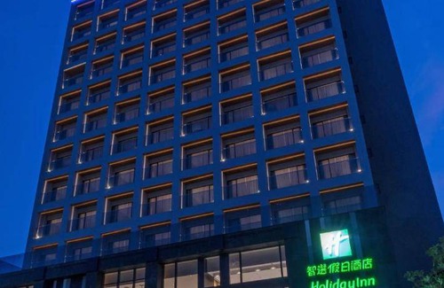 West District Hotel | 28 m² Hotel ∙ 127 guests