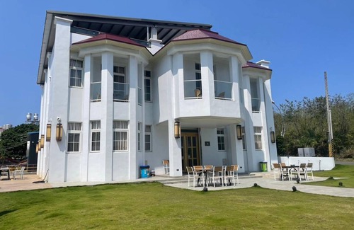 Xiaoliuqiu Hotel | 28 m² Hotel ∙ 8 guests