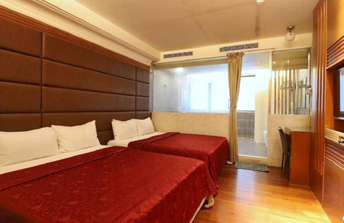 Baihe Hotel | 30 m² Hotel ∙ 4 guests