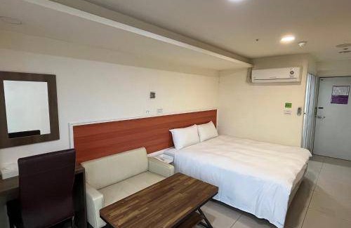 Zhongli District Hotel | 30 m² Hotel ∙ 9 guests