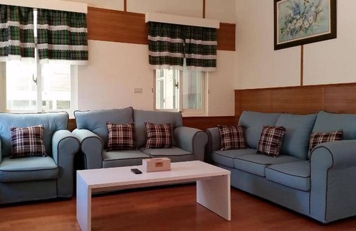 Ren'ai Hotel | 33 m² Motel ∙ 4 bedrooms ∙ 20 guests