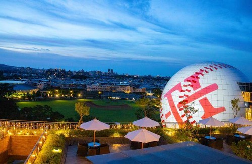 Longtan District Hotel | 36 m² Hotel ∙ 10 guests