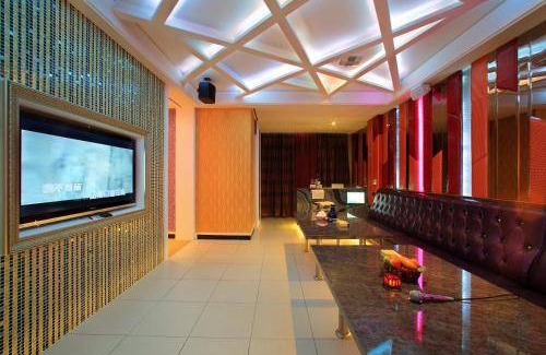 Dali Hotel | 40 m² Motel ∙ 127 guests
