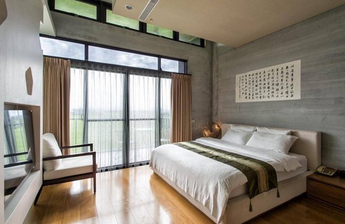 Wujie Hotel | 400 m² Motel ∙ 6 bedrooms ∙ 12 guests
