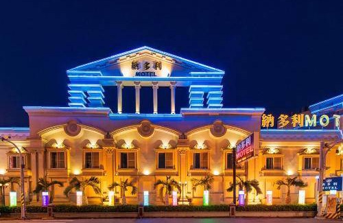 East District Hotel | 45 m² Motel ∙ 3 guests