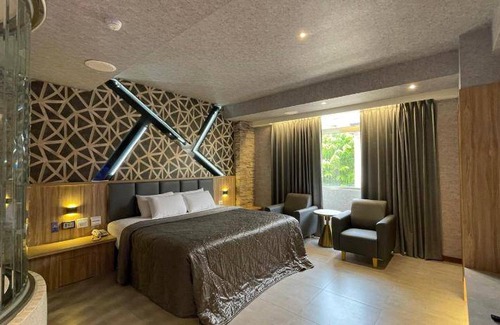 Rende District Hotel | 50 m² Motel ∙ 8 guests