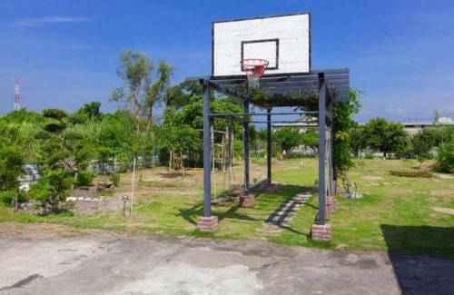 Dongshan House | 512 Huts Homestay