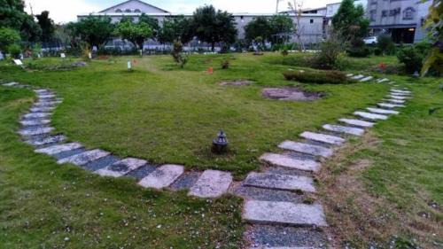 Dongshan House | 512 Huts Homestay