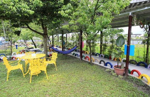 Luodong Hotel | 52 m² Motel ∙ 2 bedrooms ∙ 8 guests