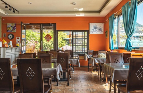 Ren'ai Hotel | 56 m² Motel ∙ 8 guests