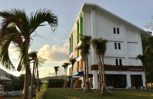 Sail Rock Beach Hotel | 70 m² Motel ∙ 127 guests