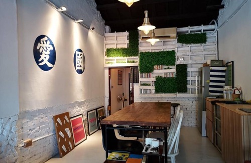 Zuoying District House | 86 m² House ∙ 3 bedrooms ∙ 8 guests
