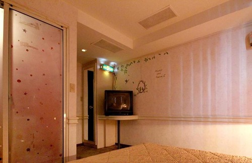 North District Hotel | Broadway Hotel