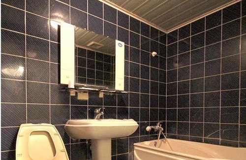 North District Hotel | Broadway Hotel