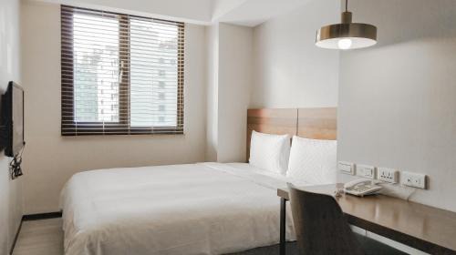 Datong Hotel | CHECK inn Express Taipei Station