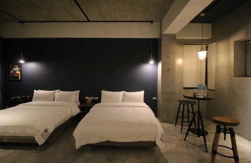 Xincheng Bed & Breakfast | Come Sit Hostel