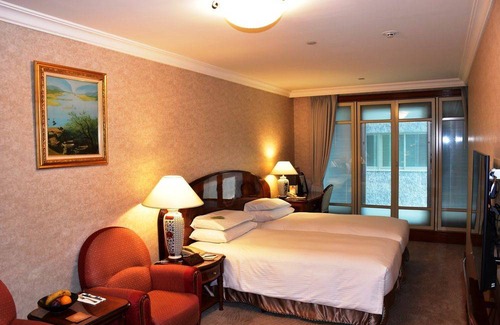 Zhongshan Hotel | Evergreen Laurel Hotel Taipei