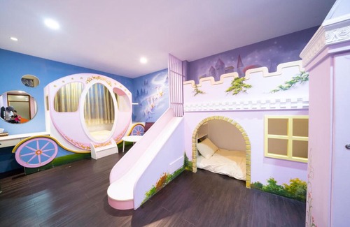 West Central District Bed & Breakfast | Fairytale House