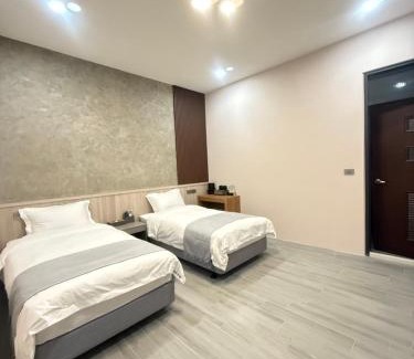 Puli House | Fall in love Karuizawa Hostel