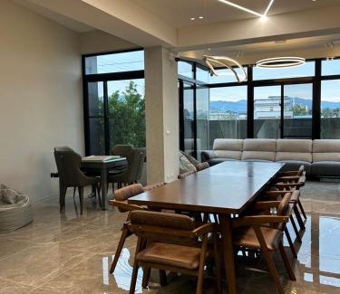 Sanxing House | Find 777 B&B