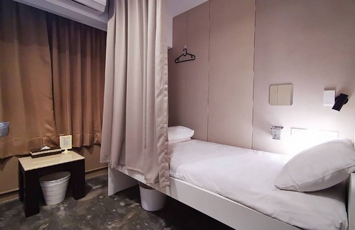 Central District Hostel | Hostel ∙ 8 guests