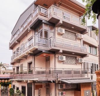 West Central District House | Inn-itiate Tainan