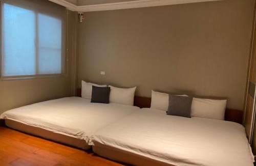 East District Villa | Lane 82 Hostel
