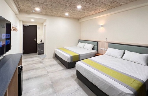 Xitou Bed & Breakfast | morning travel