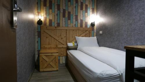 Zhongzheng Hotel | NYS Loft Hotel